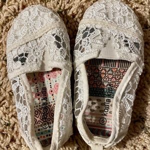 Koala Kids white lace toddler shoes